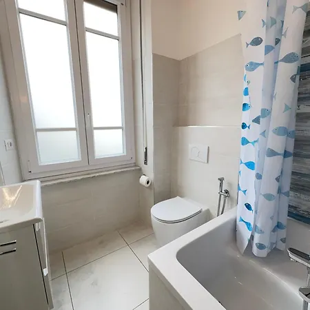 Appartement 1 Min Walk From The Sea, With 2 Bed And 2 Bath Alassio