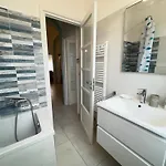 1 Min Walk From The Sea, With 2 Bed And 2 Bath 阿拉西奥