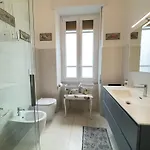 公寓 1 Min Walk From The Sea, With 2 Bed And 2 Bath